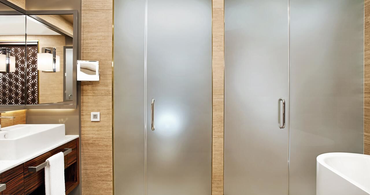 Отель Sheraton Nur-Sultan Hotel Нур-Султан